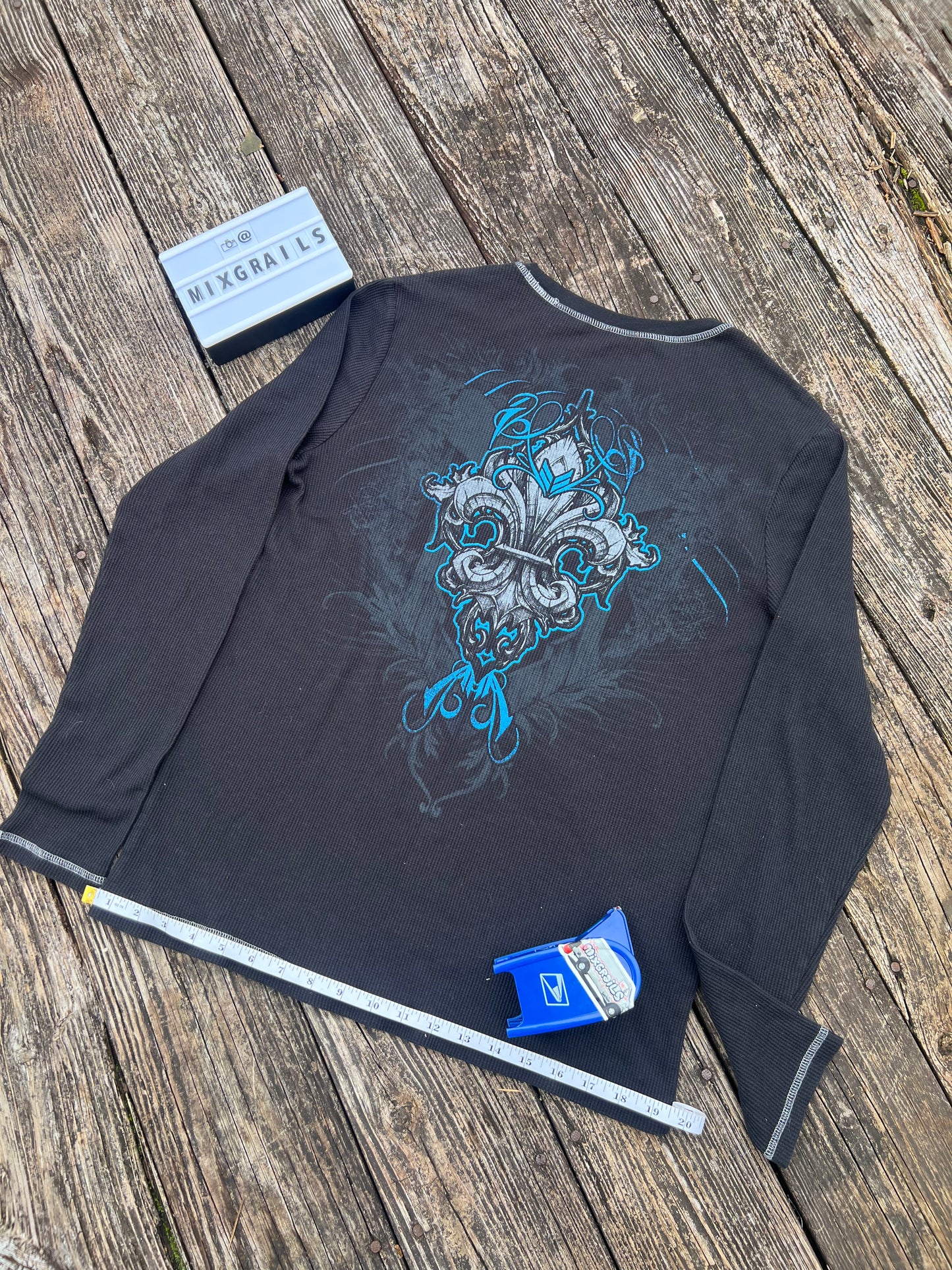 Y2k no boundaries long sleeve tee Large