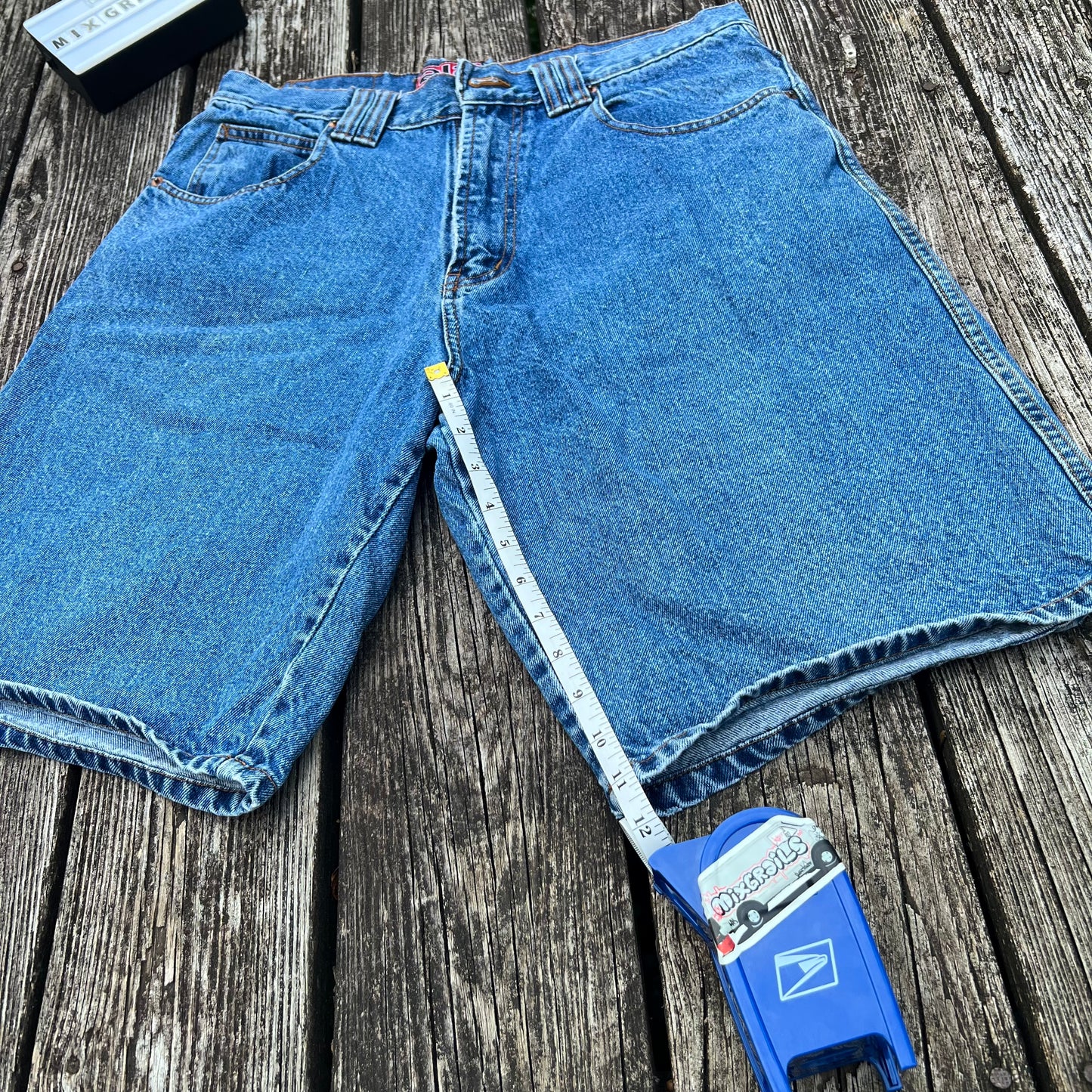 90’s 212 degrees blue denim shorts