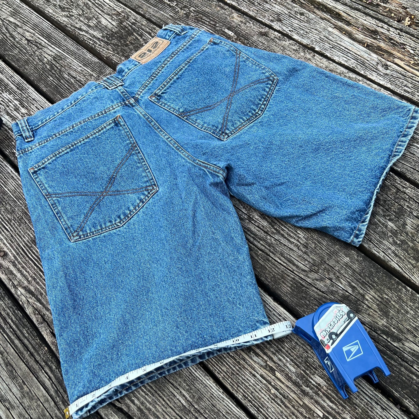 90’s 212 degrees blue denim shorts