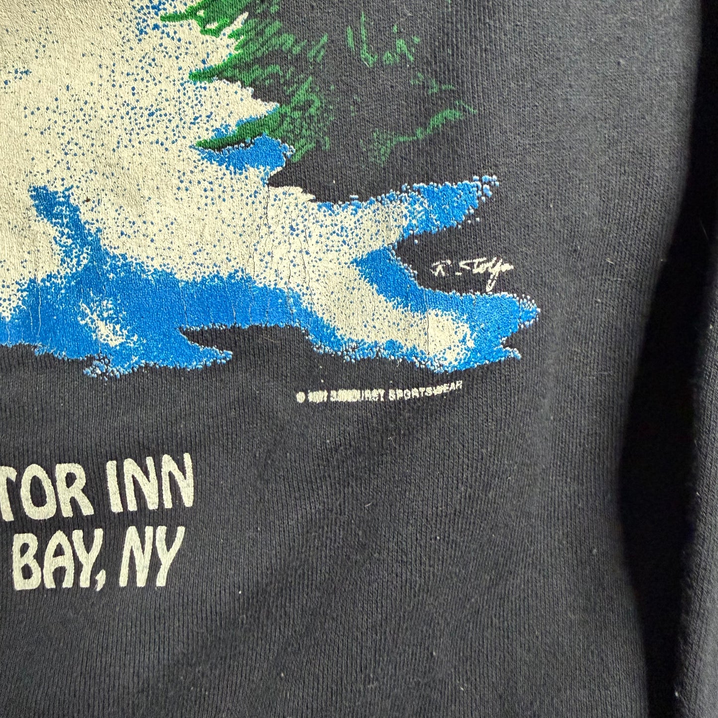 90’s Eagle's Nest Motel crewneck sweatshirt large