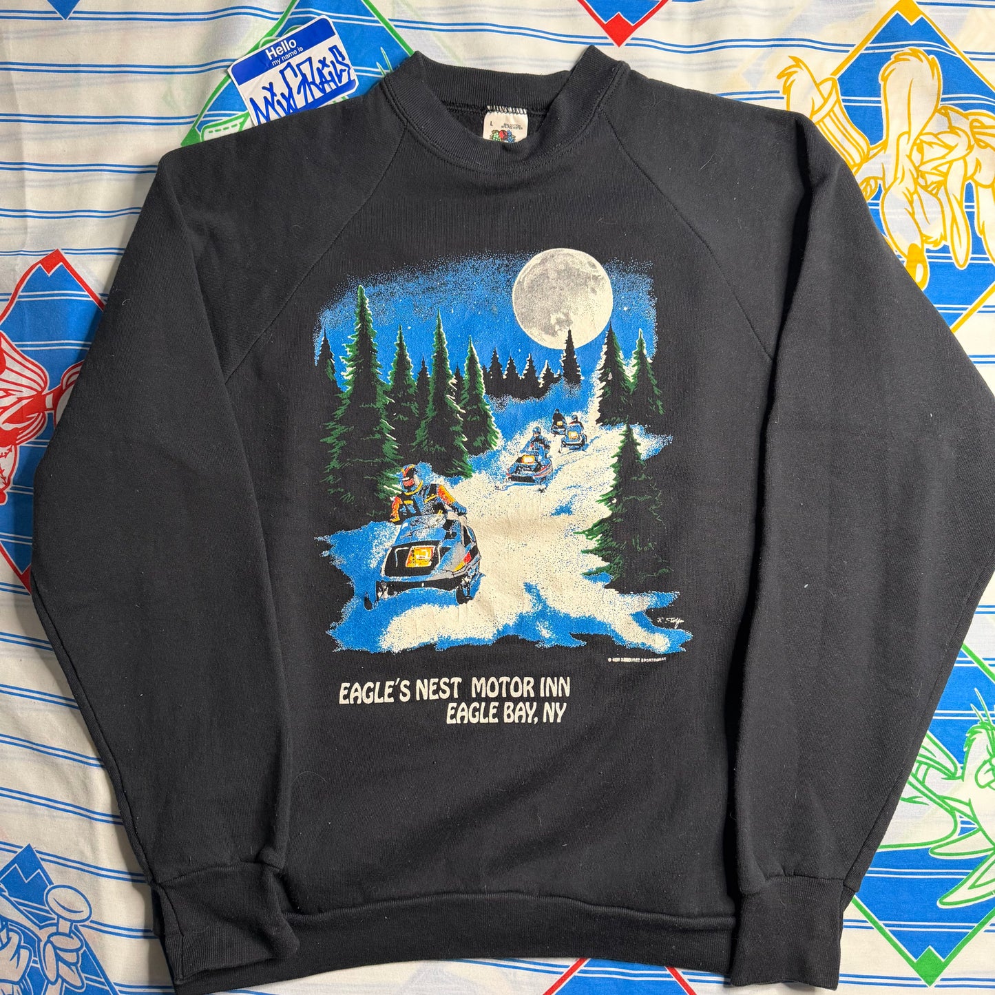90’s Eagle's Nest Motel crewneck sweatshirt large