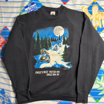 90’s Eagle's Nest Motel crewneck sweatshirt large